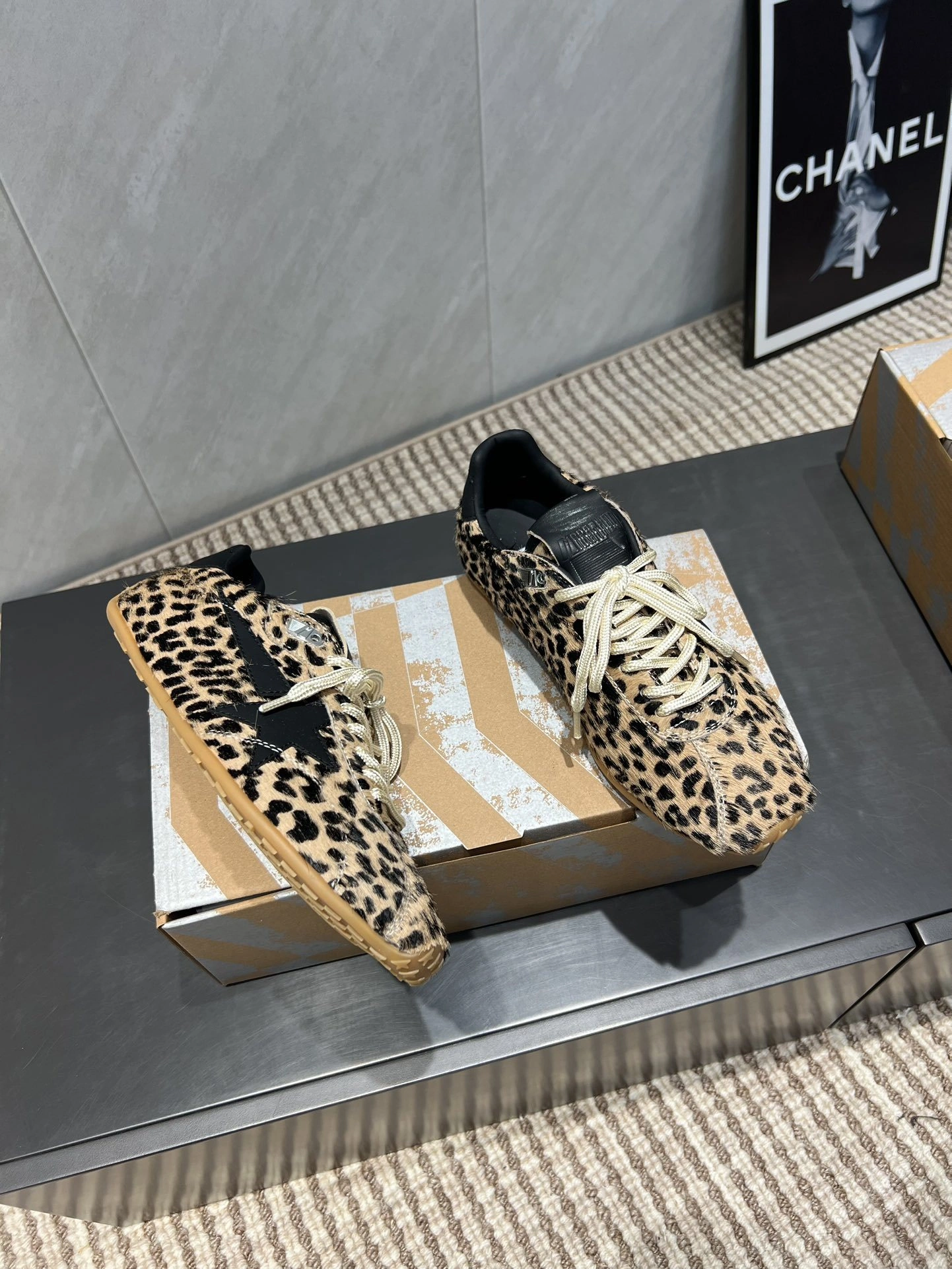 COCO-- 6642 GWF00923.F007409.55671 cowhide sheepskin item:E-X032I2511